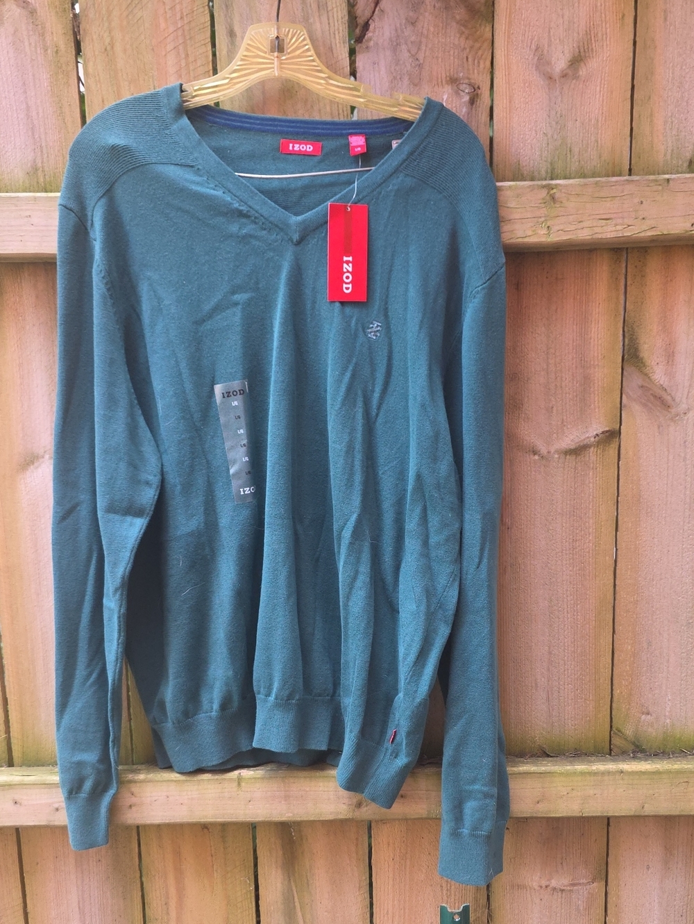 Izod Men's Teal V-Neck Lightweight Sweater